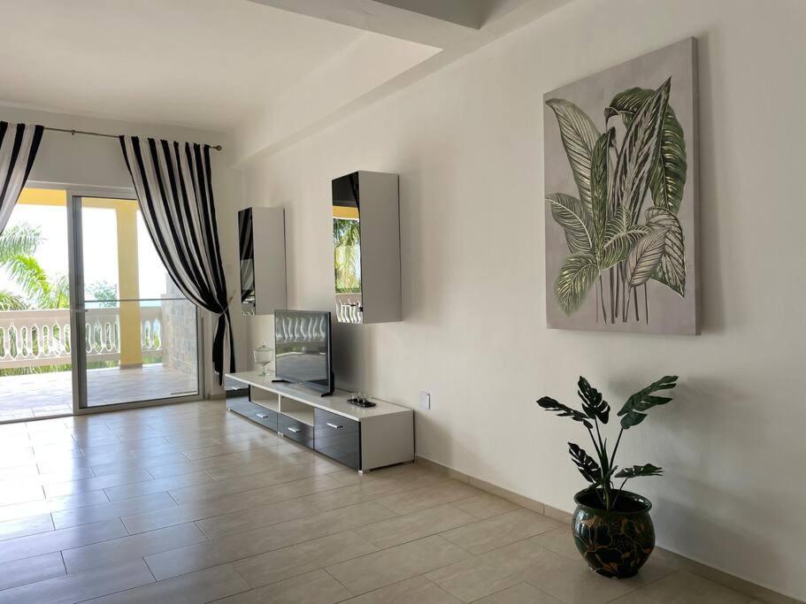 Spring Garden Mobay Resort Luxurious Apartments مونتيغو باي المظهر الخارجي الصورة