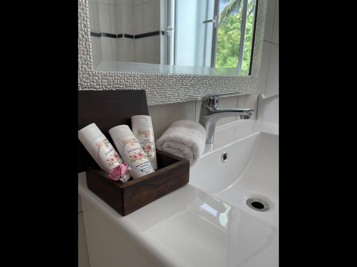 Spring Garden Mobay Resort Luxurious Apartments مونتيغو باي المظهر الخارجي الصورة