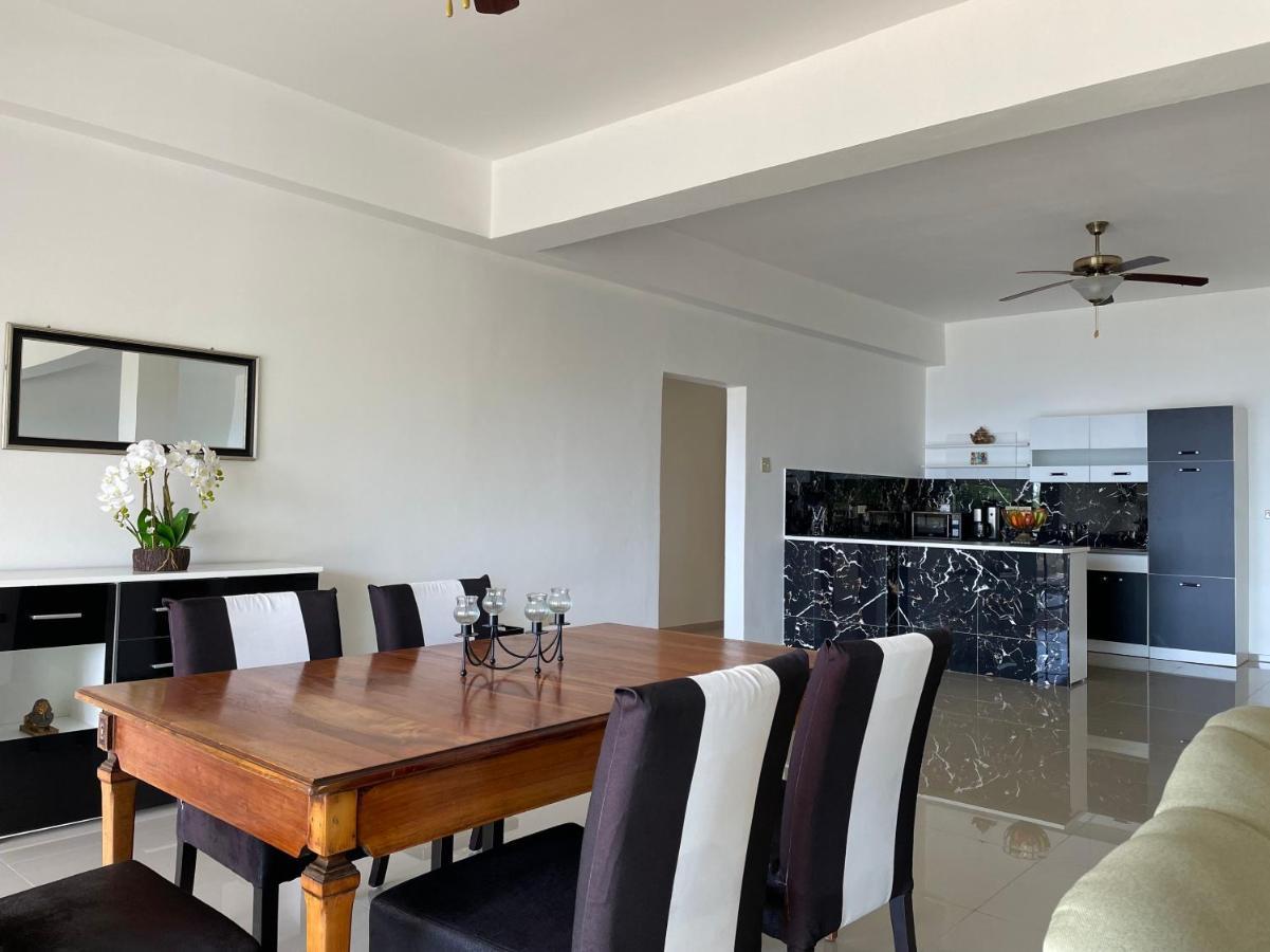 Spring Garden Mobay Resort Luxurious Apartments مونتيغو باي المظهر الخارجي الصورة